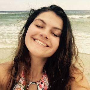 Meet your Posher, Mackayla